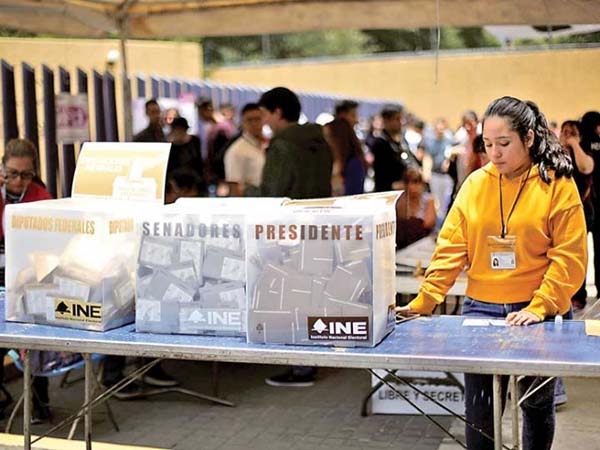 INE descarta organizar consulta sobre el Aeropuerto de la CDMX