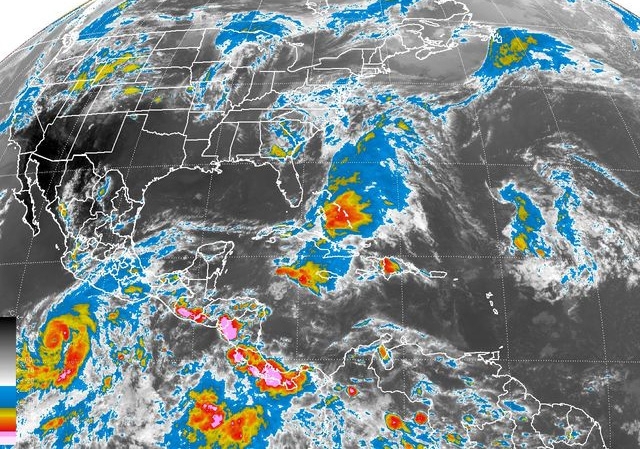 Huracán Blanca llegará a BCS el domingo, alerta Conagua