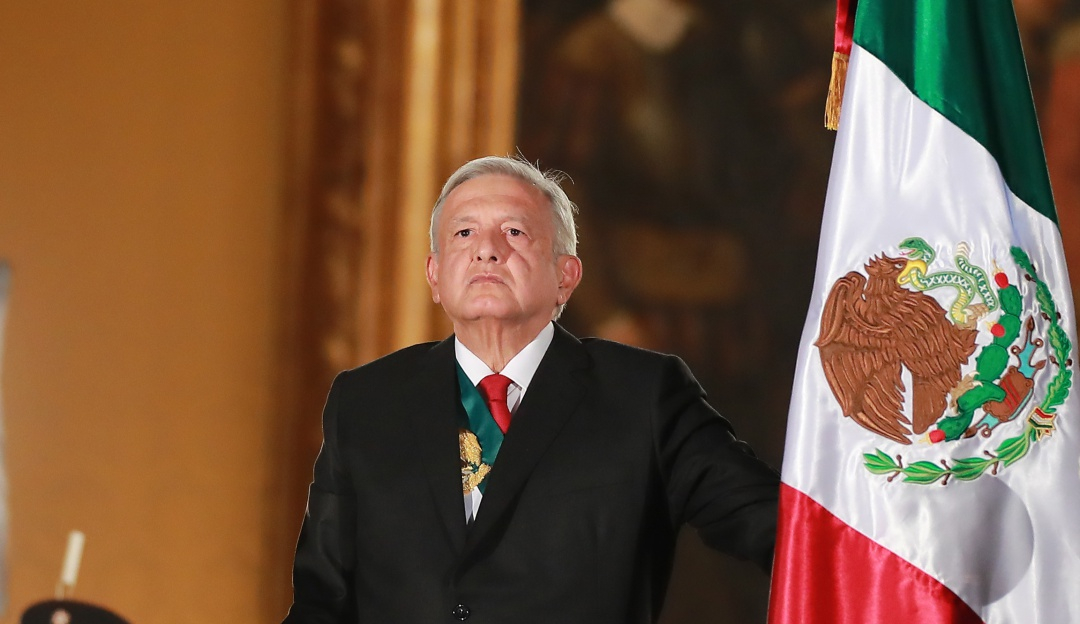 AMLO planea grito de independencia con 500 personas en el zócalo