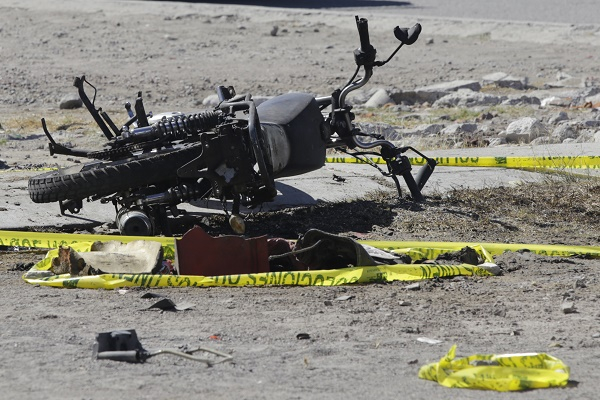 Explosión de moto afuera de San Miguel, mensaje entre reclusos por el control del penal