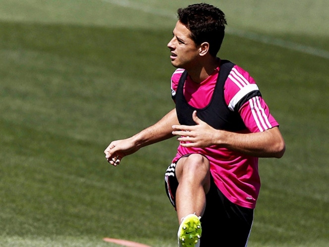 Se acabaron los minutos de juego para Chicharito, regresa Benzema