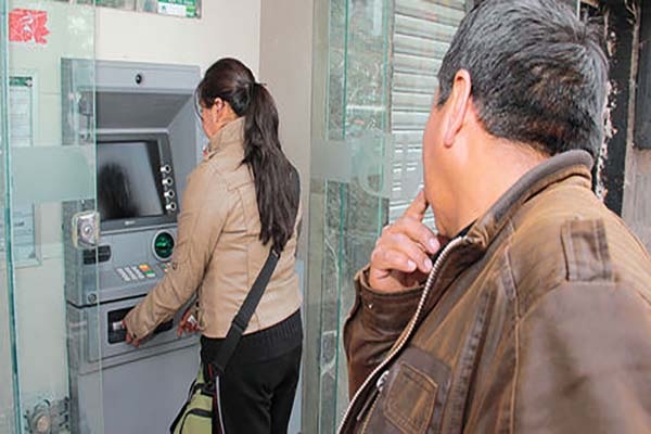 Poblanos se sienten más inseguros en transporte público y cajeros automáticos