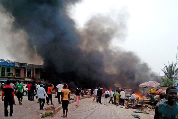 Al menos 118 muertos y 45 heridos por bombas en Nigeria