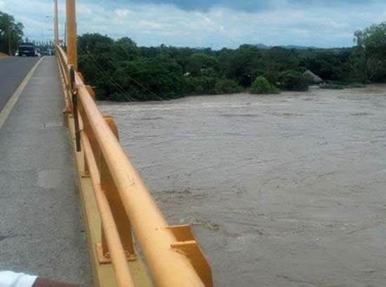 Un muerto deja crecida del río Pantepec, en Puebla