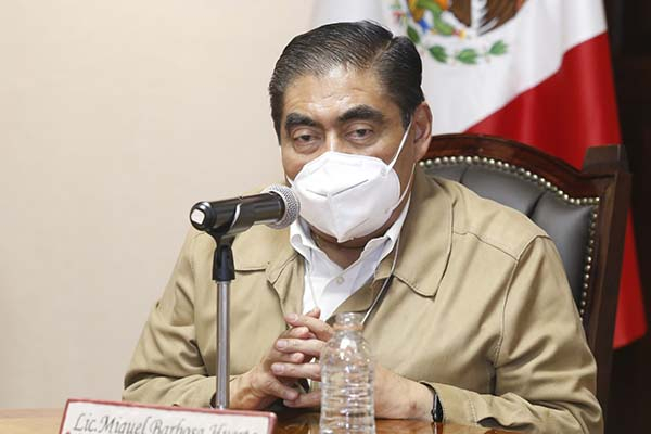 Firme la Ley de Educación en Puebla: Miguel Barbosa