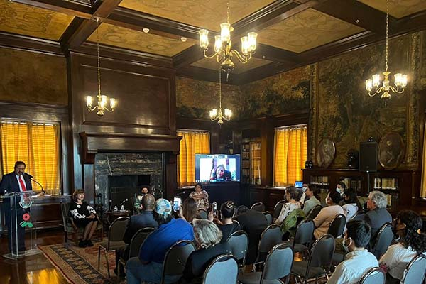 En Washington, mujeres poblanas ofrecen testimonios de  su trabajo en EU