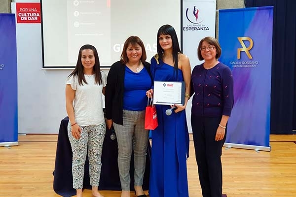 Diseñadora dio charla sobre moda e impresión 3D en la UMAD