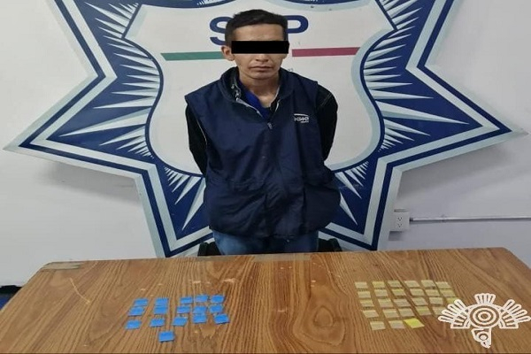“El Malilla”, narcomenudista de San Bartolo, es asegurado con 43 dosis de droga