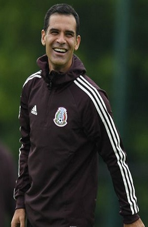 Rafael Márquez se estrenó bailando merengue en Tik Tok