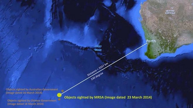 Difunden 122 fotografías de posibles restos del avión de Malasia