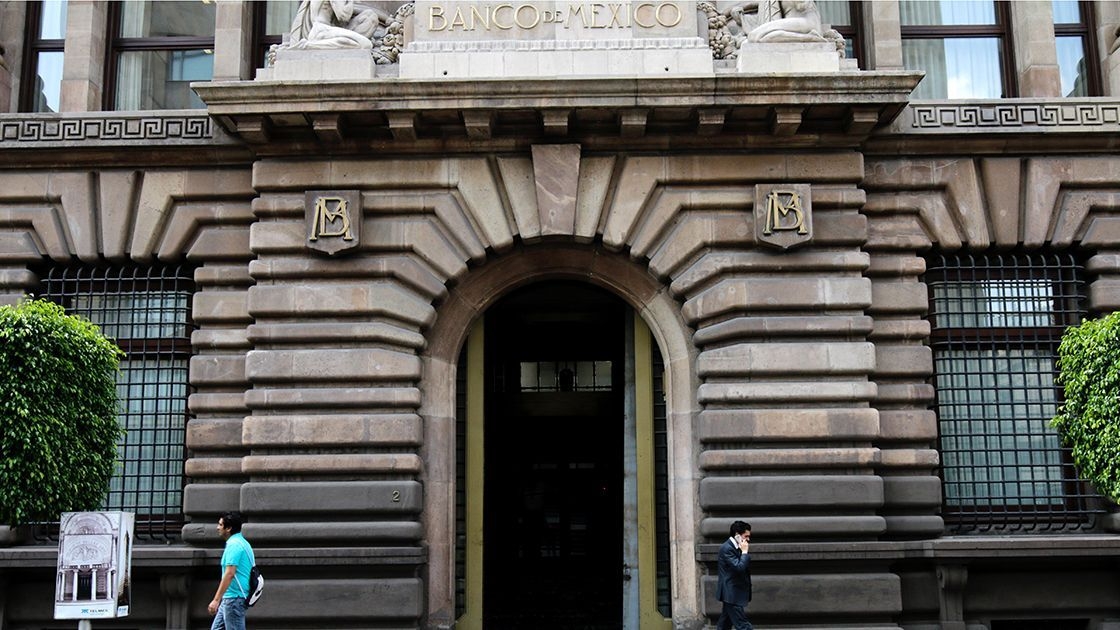 Banxico recorta expectativas de crecimiento