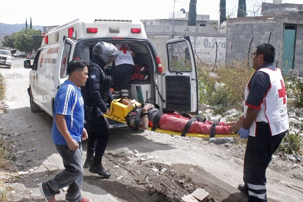Albañil se electrocutó cuando laboraba en Tehuacán