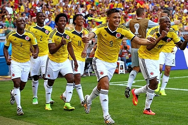 Colombia regresó a un Mundial con goleada 3-0 a Grecia