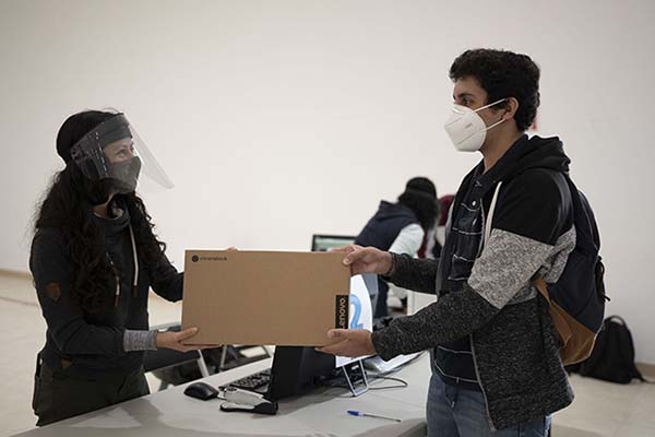 La BUAP continua programa de apoyo Tecnológico y de Conectividad en 17 sedes regionales