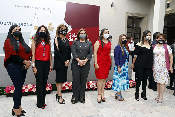 Puebla en el top 10 con más mujeres titulares de dependencias en México