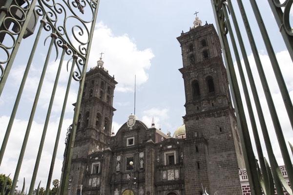 La Catedral y el templo de La Compañía con fisuras por sismos