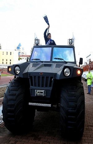 Conoce el tanque que regalaron a Maradona en Bielorrusia