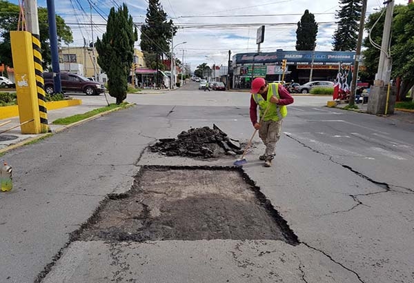 El WhatsApp para reportar baches en Puebla capital: 2228128691