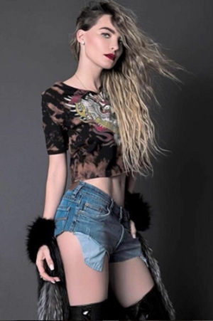 Belinda sorprendió con post en lencería