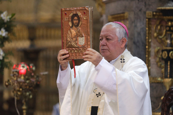 Pide arzobispo de Puebla por la paz y acabar con la ola de masacres y feminicidios