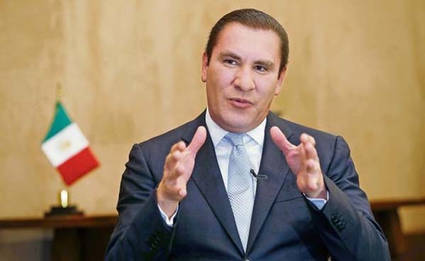 Moreno Valle llama a evitar guerra civil en el PAN