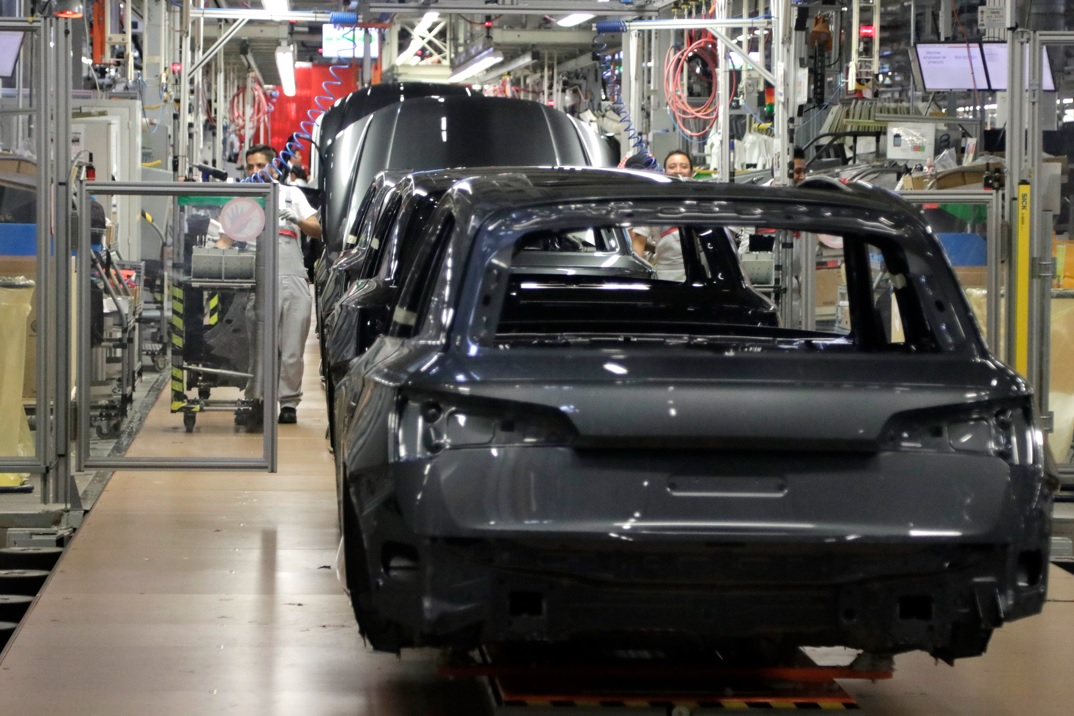 Audi va a paro técnico esta semana en planta de Puebla