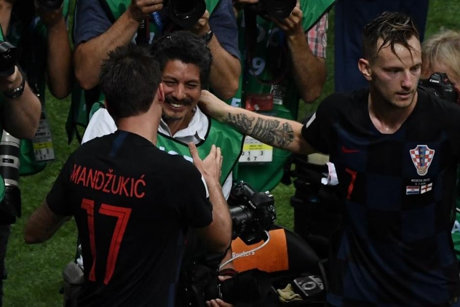 Rakitic envió mensaje a fotógrafo: “Será un croata más a partir de ahora”