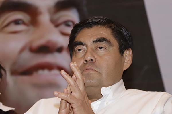 Que nadie ensucie el proceso en Morena: Miguel Barbosa