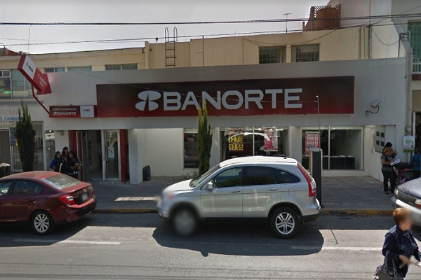 Pareja fue despojada de 90 mil pesos tras acudir a Banorte en El Carmen