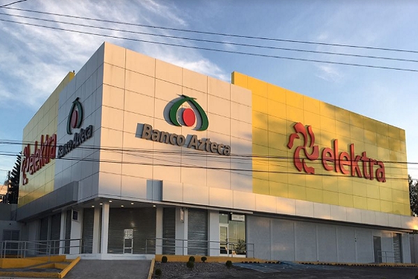 Empistolados atracaron Elektra de San Francisco Totimehuacán