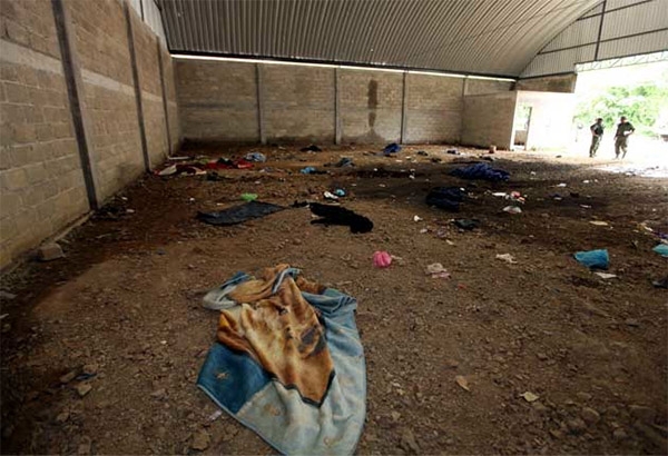 Soldados fusilaron a 11 de 22 muertos en Tlatlaya, según peritajes