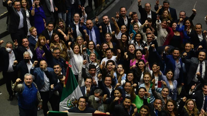 Diputados desechan reforma eléctrica de AMLO; Morena no alcanza mayoría calificada