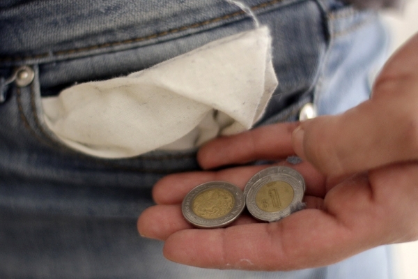 Salario mínimo en México, con déficit de 9.25 pesos al día
