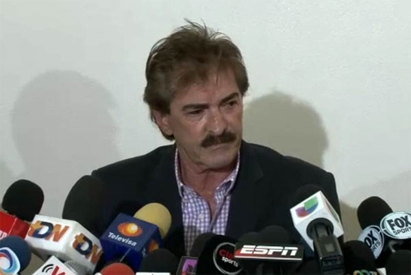 La Volpe da la cara y dice desconocer denuncia por acoso sexual