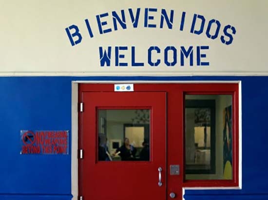 Mujeres migrantes acusan a guardias de abuso sexual en Texas