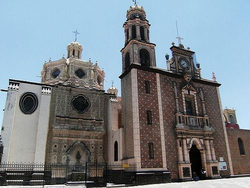 Sujetos roban y destrozan el interior de una iglesia de Texmelucan