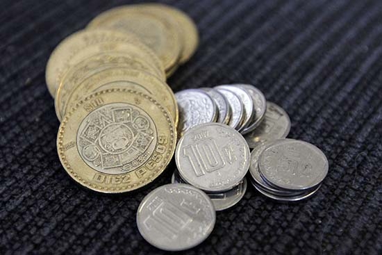 Poblanos necesitan $16,444 al mes para vivir con dignidad: Ibero