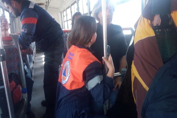 Seis lesionados dejó colisión de Ruta 72 contra un árbol en Ciudad Universitaria