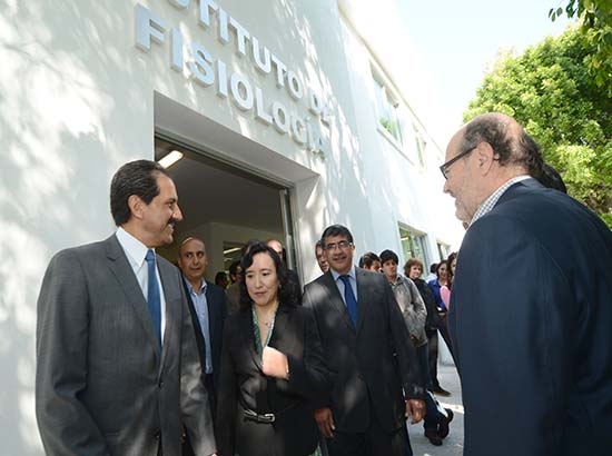 Rector de la BUAP inaugura remodelación de edificio del Instituto de Fisiología