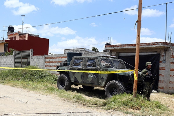 Intervienen casa de la colonia del Valle por posible toma clandestina