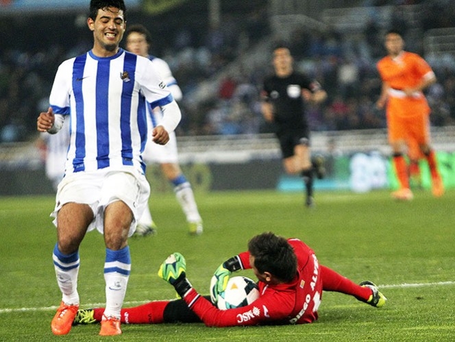 Carlos Vela tiene un mes sin anotar