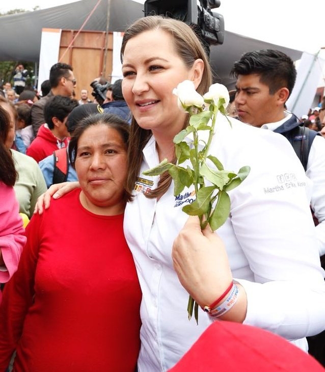 Martha Erika se compromete con el bienestar de las madres poblanas