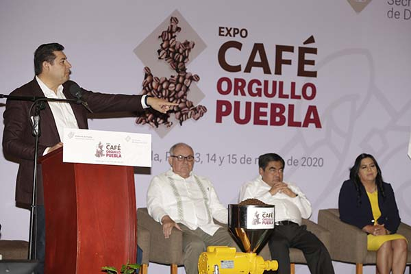 Antes de Barbosa, el campo poblano sólo recibía migajas: Alejandro Armenta