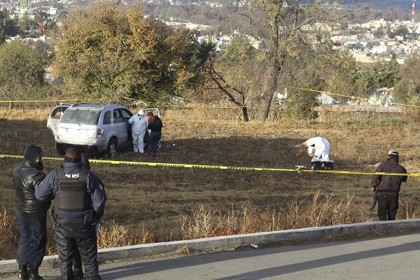 FOTOS: Matan a un hombre a balazos en Texmelucan; una mujer resultó herida