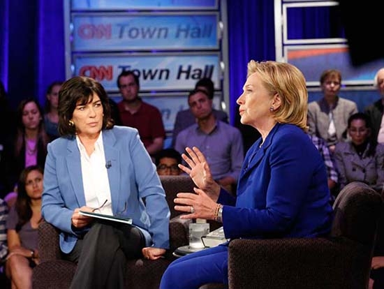 Clinton advierte que niños que crucen solos la frontera serán deportados