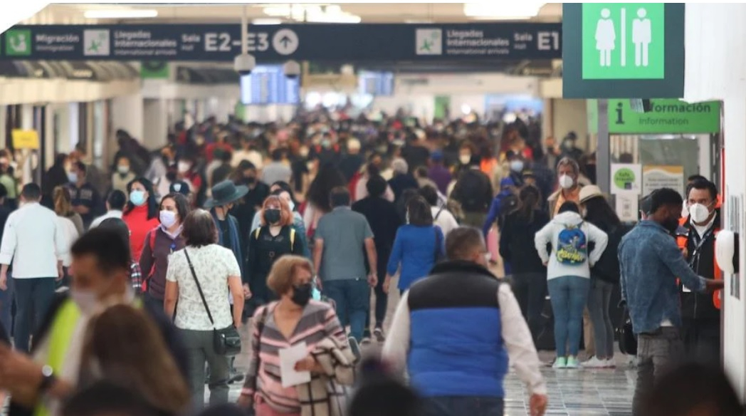 México emite alerta de viaje por Ómicron