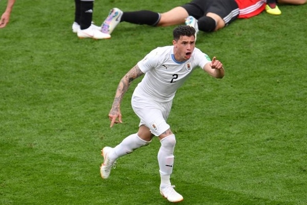 Uruguay rescató victoria ante Egipto por la mínima