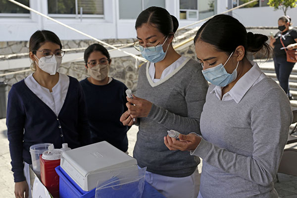 Sólo tres nuevos contagios de COVID: SSA