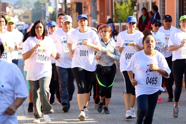Más de 600 corredores se suman a Beca a un Niño Indígena en Xicotepec