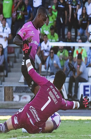 Liga MX podría reanudar actividad hasta julio